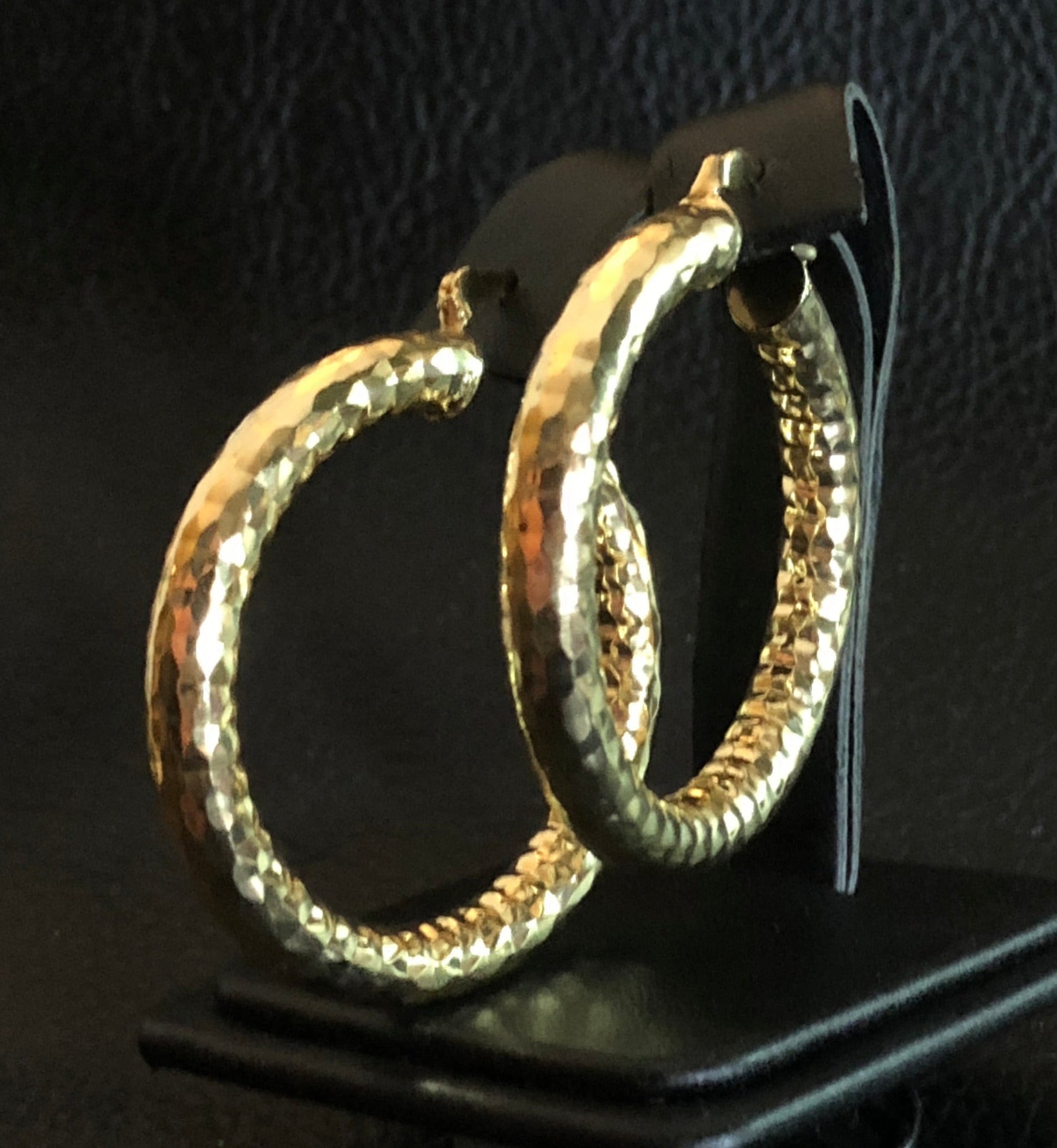 1.75 mm x 13.5 mm Gold Hoops – Velvet Box Jewels